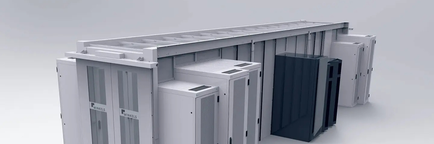 Rear-Door Heat Exchangers (RDHx): Smart Cooling at the Rack Level